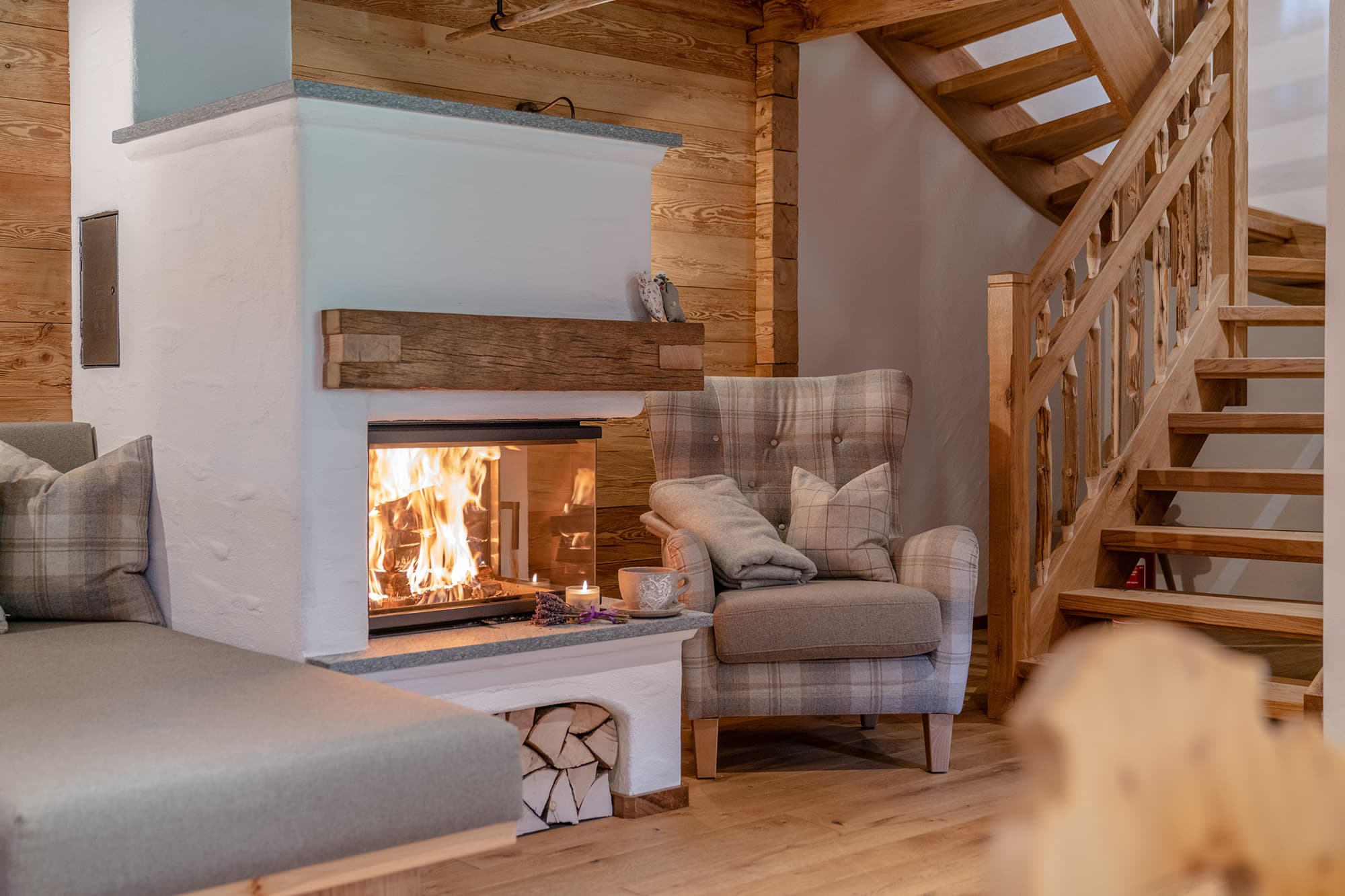 Kamin im Luxus-Almchalet Linharterhof