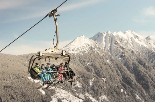Entspannte Fahrt am Sessellift © Peter Burgstaller, Schladming-Dachstein